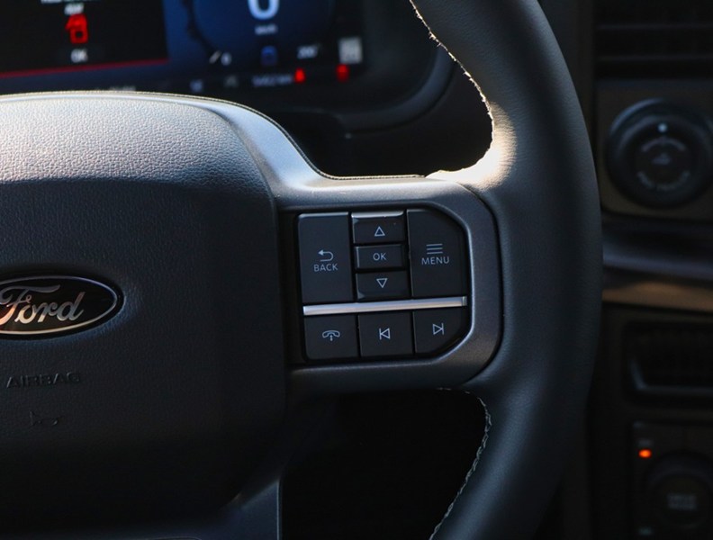 2026 Ford F-150 Lariat | 4X4 | 3.5L | 501A | Blk Pk | Roof | Spray