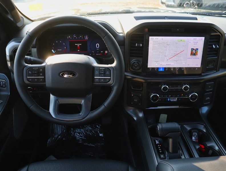 2026 Ford F-150 Lariat | 4X4 | 3.5L | 501A | Blk Pk | Roof | Spray