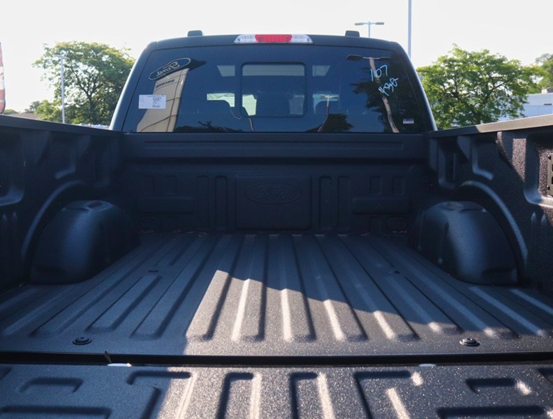 2026 Ford F-150 Lariat | 4X4 | 3.5L | 501A | Blk Pk | Roof | Spray