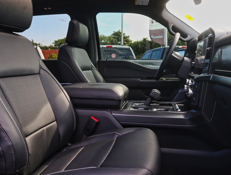 2026 Ford F-150 Lariat | 4X4 | Hybrid | 501A | Blk Pk | Roof | 7.2