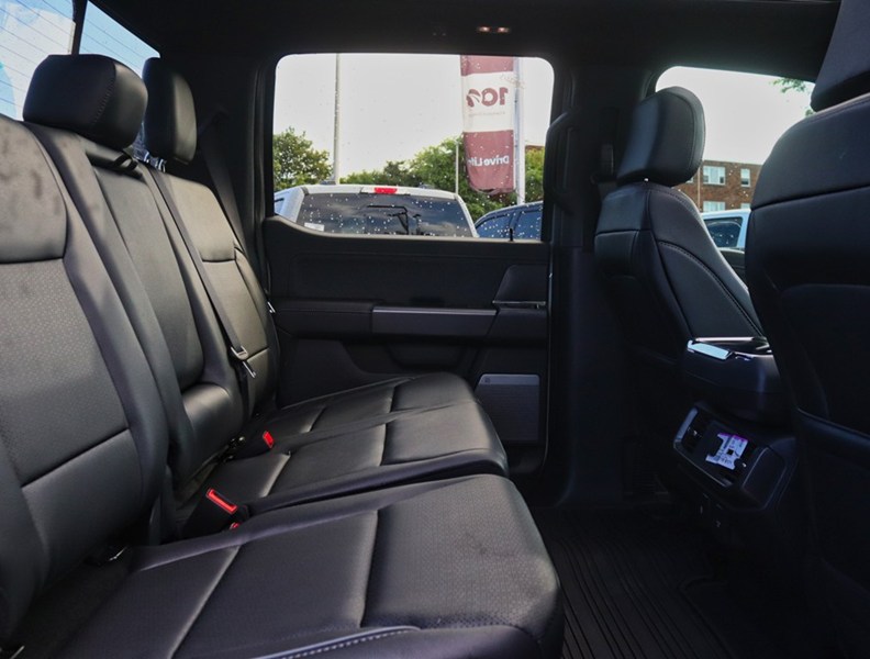 2026 Ford F-150 Lariat | 4X4 | Hybrid | 501A | Blk Pk | Roof | 7.2