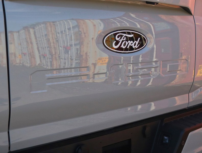 2026 Ford F-150 Tremor | 4X4 | 5.0L | 402B | Roof | Bed Utl |Spray