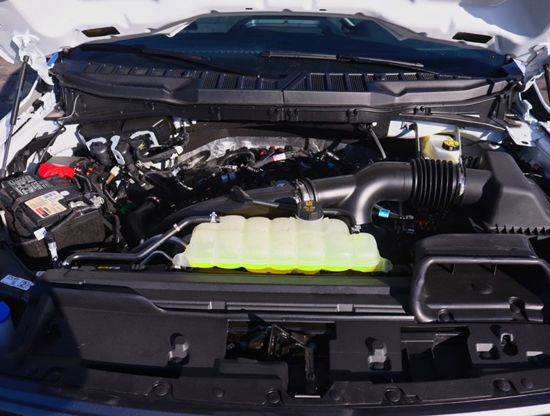 2026 Ford F-150 Stx | 4X4 | 2.7L | 200B