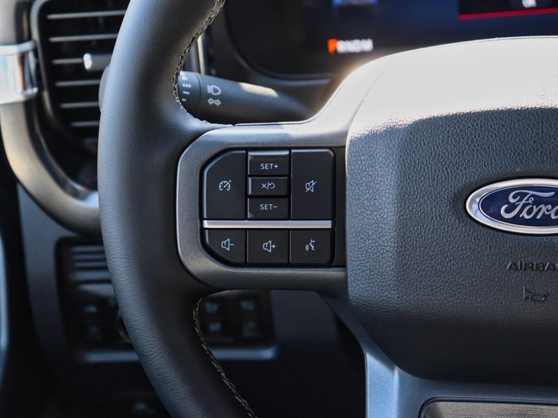 2026 Ford F-250 LARIAT | 4X4 | 6.7L | BLK  PKG | ROOF | PROPWR 2KW