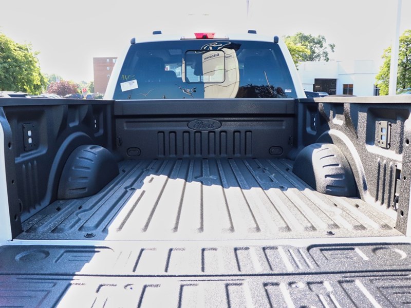 2026 Ford F-250 LARIAT | 4X4 | 6.7L | BLK  PKG | ROOF | PROPWR 2KW