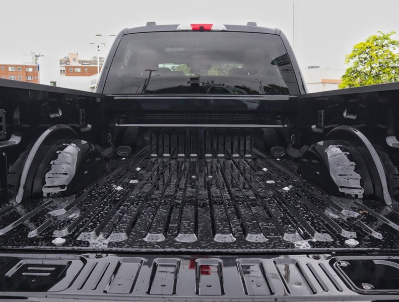 2026 Ford F-250 Lariat | 4X4 | 6.8L | Roof | Chrome Pkg | Activex