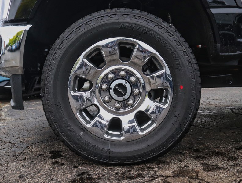 2026 Ford F-250 Lariat | 4X4 | 6.8L | Roof | Chrome Pkg | Activex