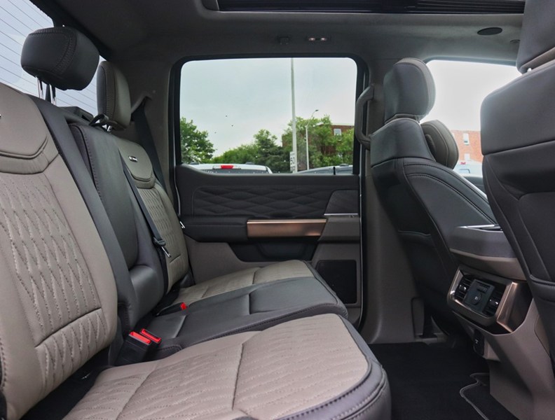 2026 Ford Super Duty F-250 Srw Platinum | 4X4 | 6.7L | Plat Pls |Tremor |5Th Whl
