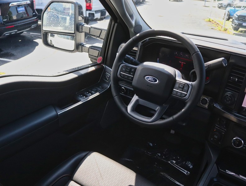 2026 Ford Super Duty F-250 Srw XLT |4X4 |6.7L |Blk Pkg |Roof |Ult Pkg|Prem Pkg