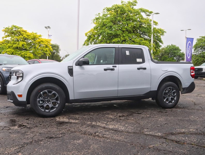 2026 Ford Maverick XLT | AWD | Hybrid | Lux Pkg