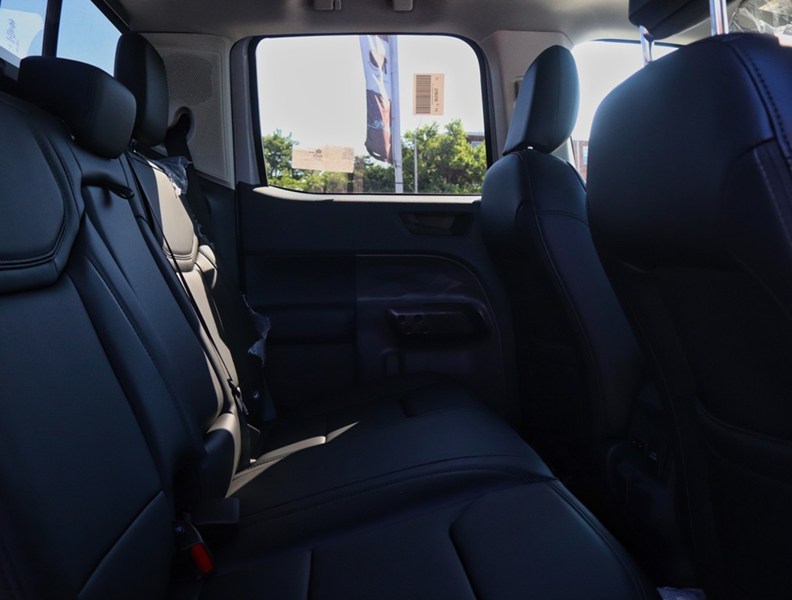 2026 Ford Maverick Lariat | AWD | 2.0L | Roof | Blk Pk| 4K Tow