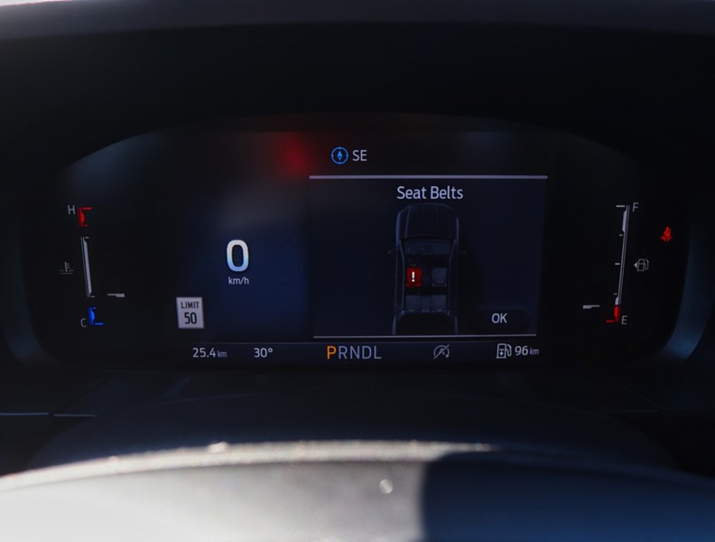 2026 Ford Maverick Lariat | AWD | 2.0L | Roof | Blk Pk| 4K Tow