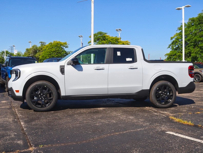 2026 Ford Maverick Lariat | AWD | 2.0L | Roof | Blk Pk| 4K Tow