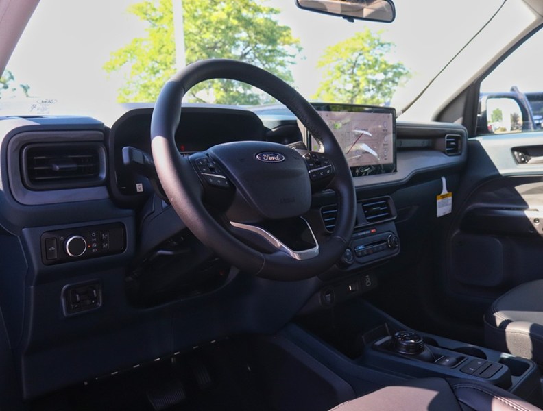 2026 Ford Maverick Lariat | AWD | 2.0L | Roof | Blk Pk| 4K Tow