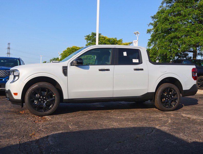 2026 Ford Maverick XLT | AWD | Hyrbid | Blk Pk | Lux | 4K | Roof