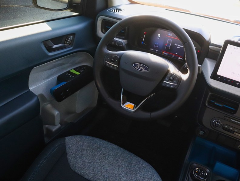 2026 Ford Maverick XLT | AWD | 2.0L | Luxury Pkg