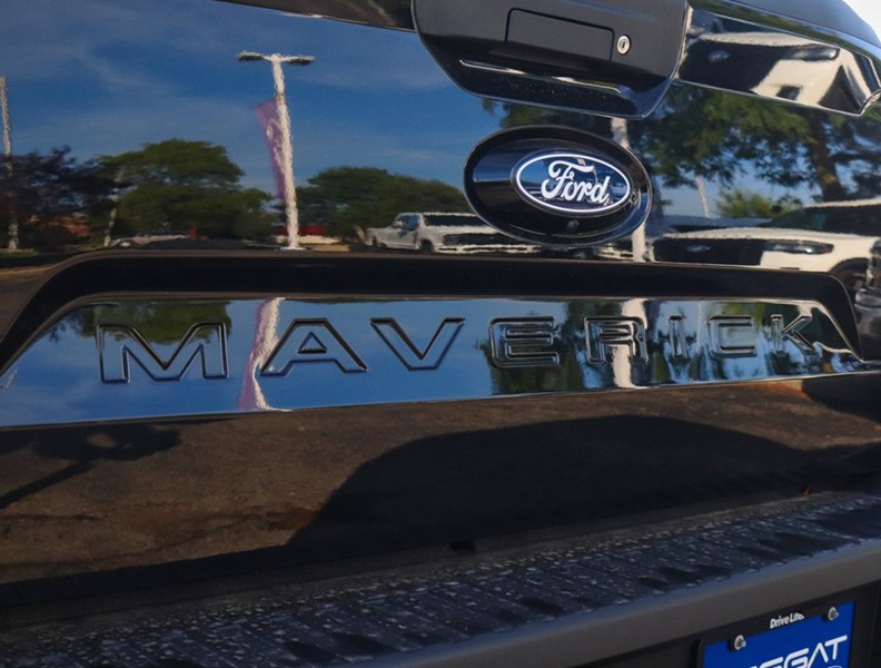 2026 Ford Maverick XLT | AWD | 2.0L | Luxury Pkg