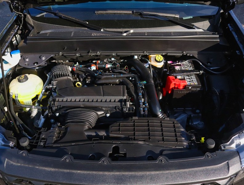 2026 Ford Maverick XLT | AWD | 2.0L | Luxury Pkg