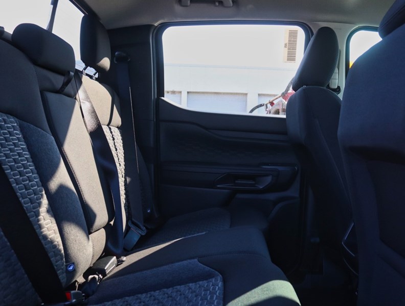 2026 Ford Ranger XLT | 4X4 | 2.3L | 301A | Blk Pkg | Tow | Run Brds