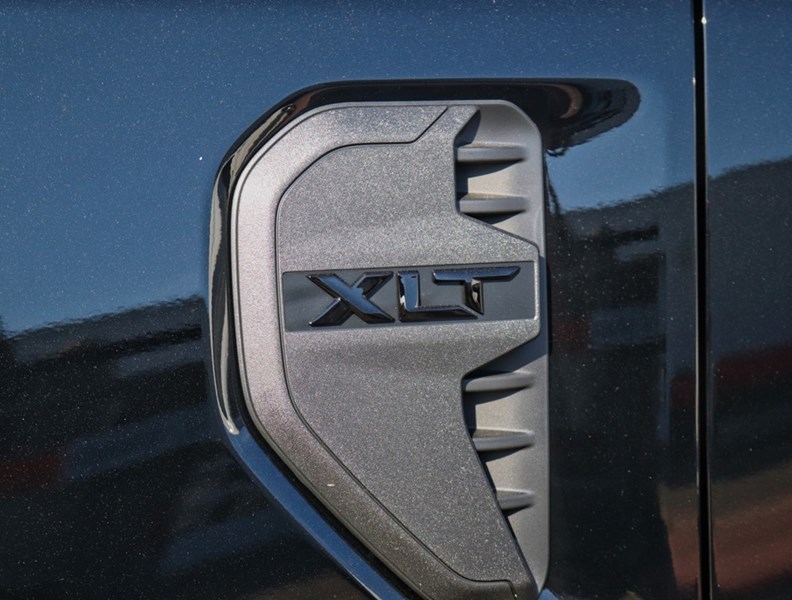 2026 Ford Ranger XLT | 4X4 | 2.3L | 301A | Blk Pkg | Tow | Run Brds
