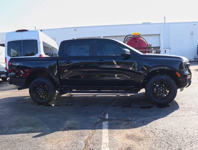 2026 Ford Ranger XLT | 4X4 | 2.3L | 301A | Blk Pkg | Tow | Run Brds