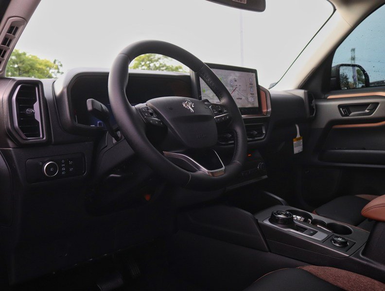 2026 Ford Bronco Sport Outer Banks | 4X4 | 1.5L | Roof | Tech | Crgo Mgmn