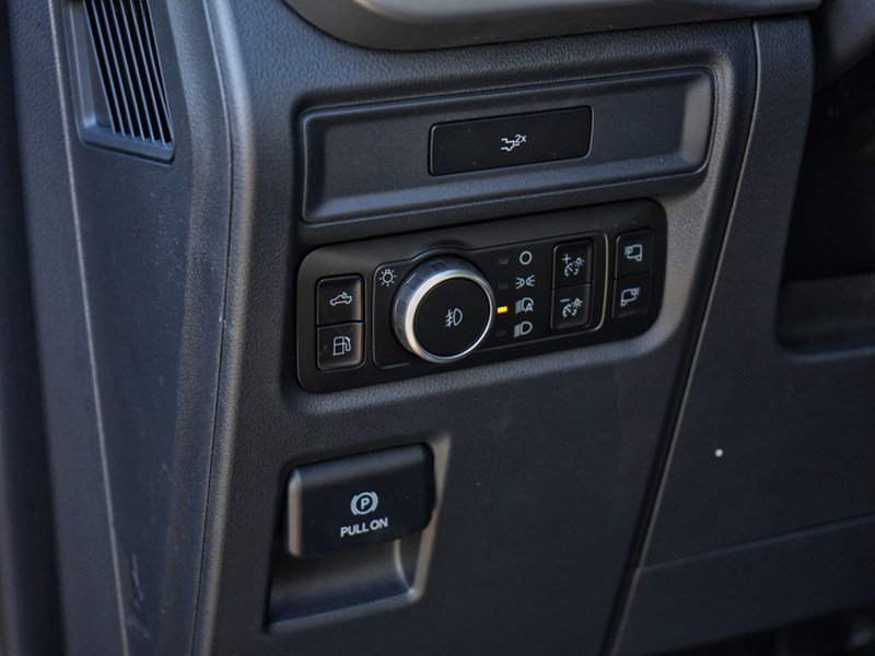 2026 Ford F-150 XLT | 4X4 | Hybrid | 302A | Blk Pk | Fx4 | Bed Utl
