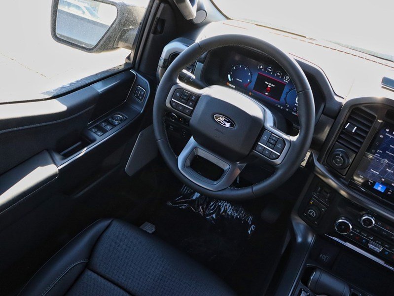 2026 Ford F-150 Lariat | 4X4 | 3.5L | 502A | Blk Pk |Roof |Bed Utl