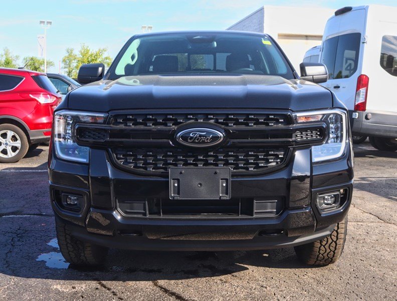 2026 Ford Ranger XLT | 4X4 | 2.3L | 301A | Blk Pkg | Tow | Run Brds