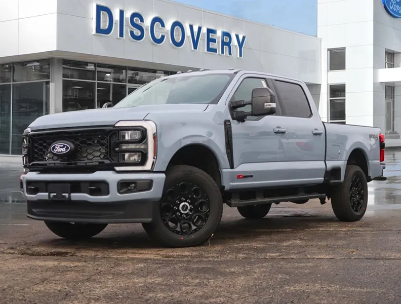 2027 Ford Super Duty F-250 Srw Lariat | 4X4 | 6.7L | Blk Pkg | Roof | Tlgt Step