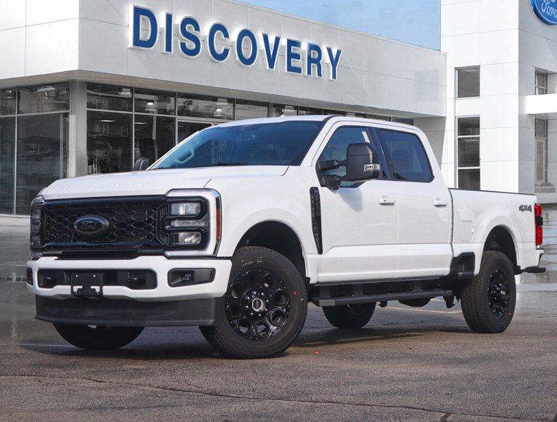 2026 Ford Super Duty F-250 Srw XLT | 4X4 | 6.8L | Prem Pkg | Blk Pkg | Console