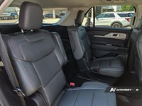 2026 Ford Explorer Active W/200A Pkg 4WD