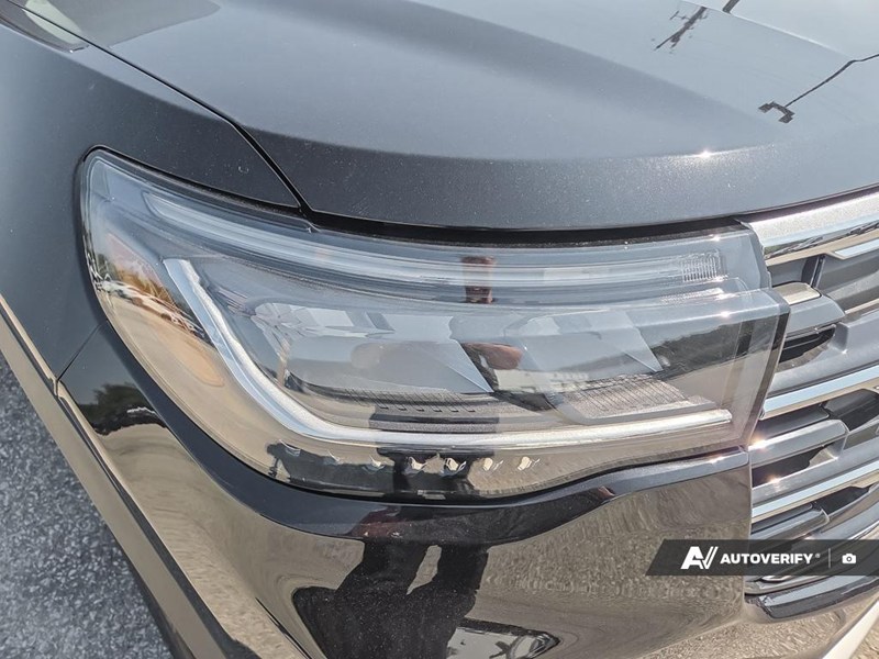 2026 Ford Explorer Active W/200A Pkg 4WD