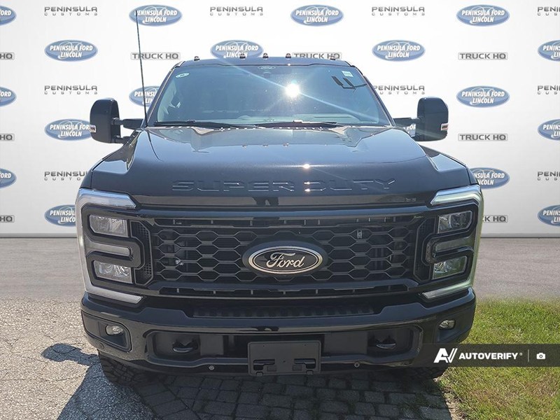 2026 Ford Super Duty F-350 Srw Lariat 4WD Crew Cab 6.75' Box