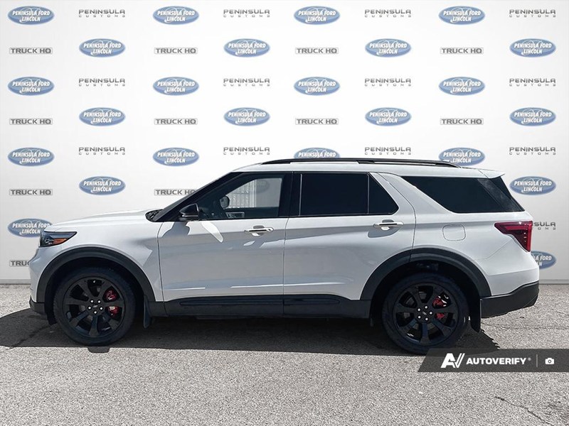 2022 Ford Explorer ST 4WD