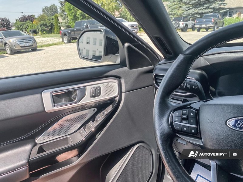2022 Ford Explorer ST 4WD