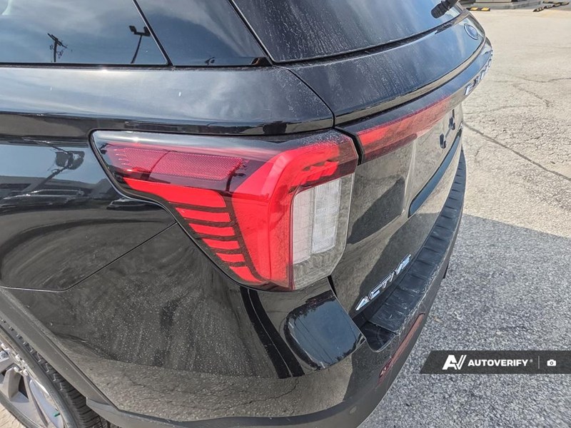 2026 Ford Explorer Active W/200A Pkg 4WD