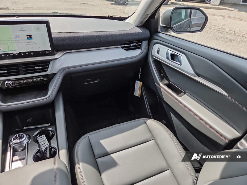 2026 Ford Explorer Active W/200A Pkg 4WD