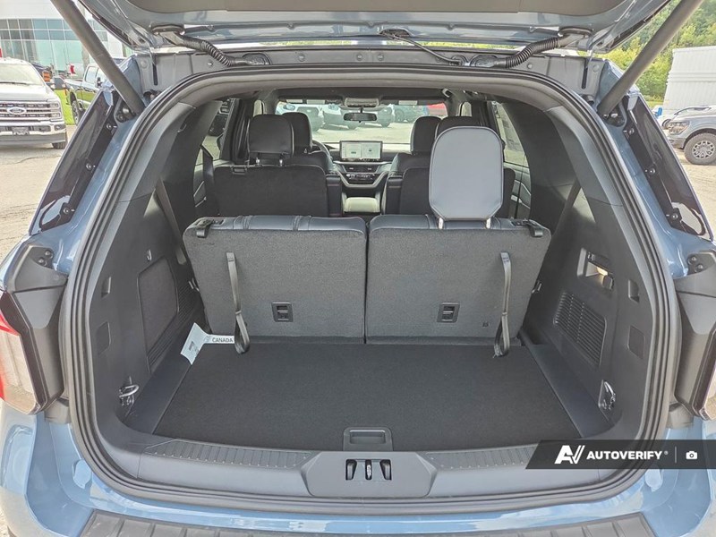 2026 Ford Explorer St-Line 4WD