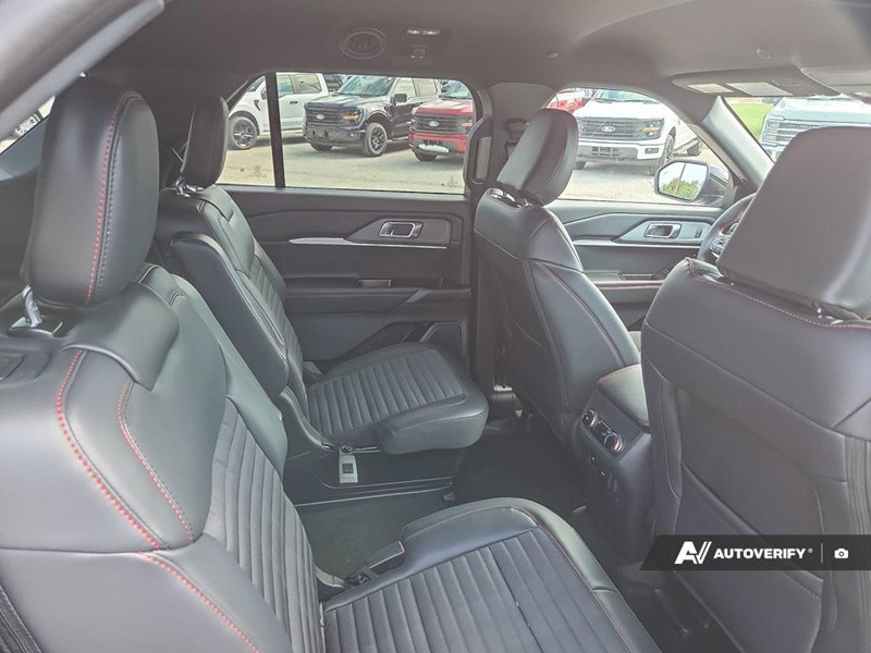 2026 Ford Explorer St-Line 4WD