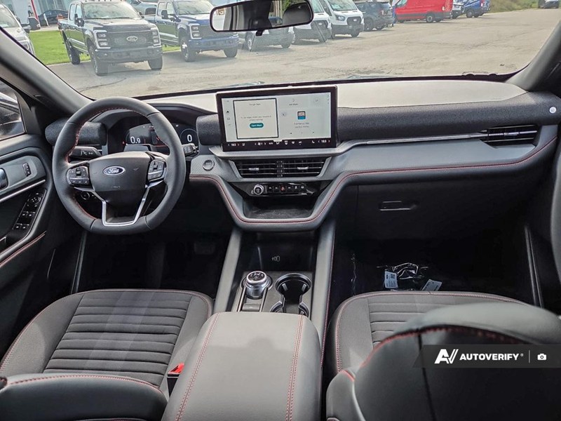 2026 Ford Explorer St-Line 4WD
