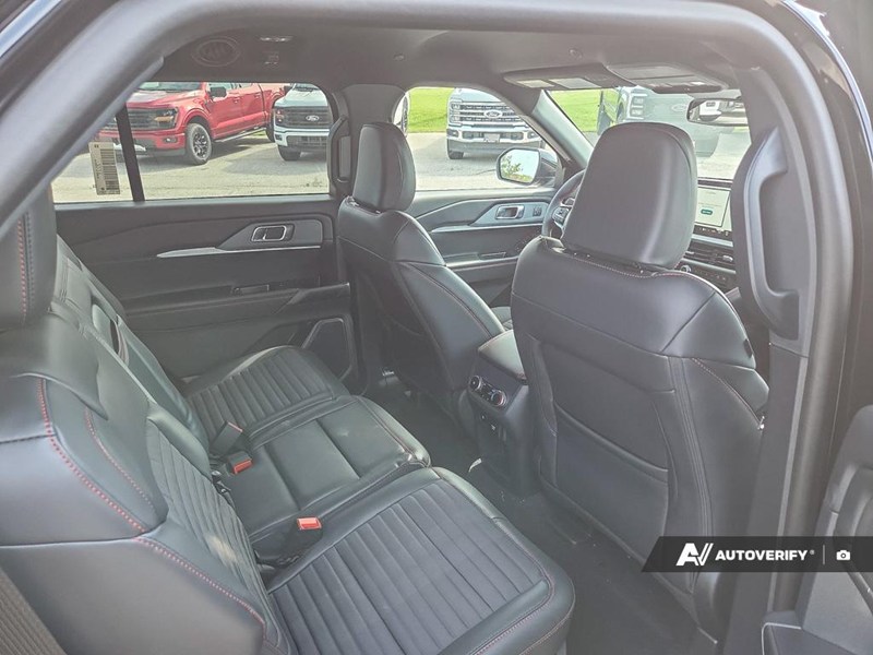 2026 Ford Explorer St-Line 4WD