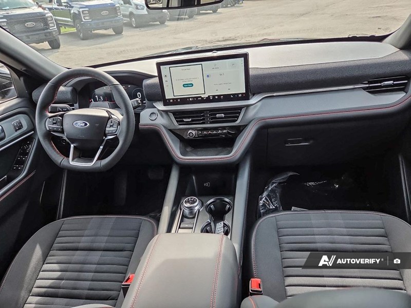 2026 Ford Explorer St-Line 4WD