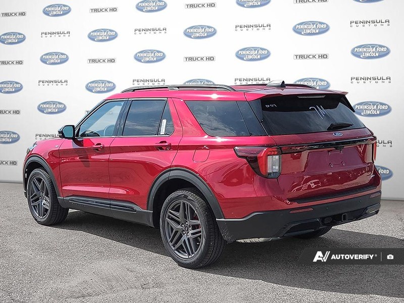 2026 Ford Explorer St-Line 4WD