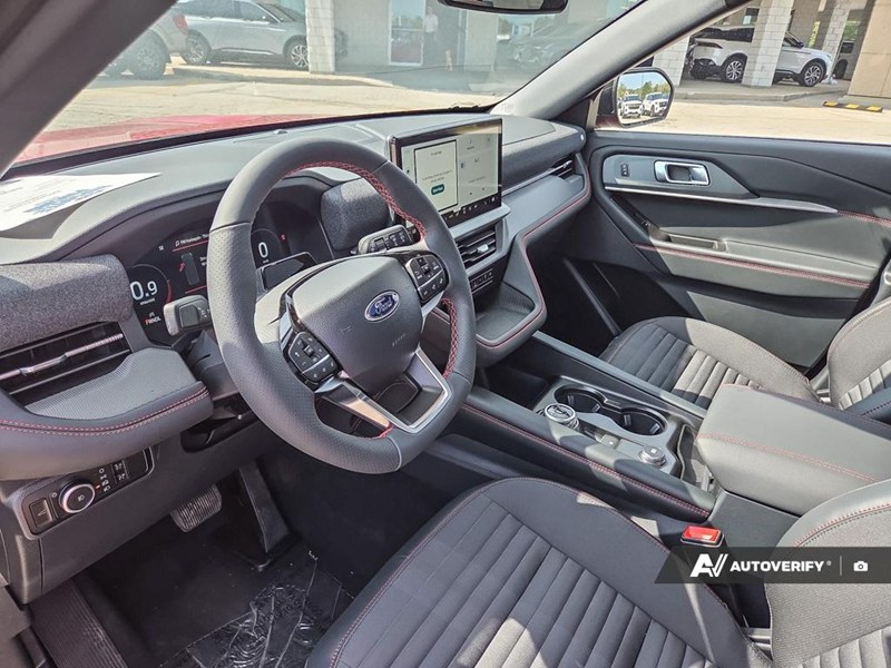 2026 Ford Explorer St-Line 4WD