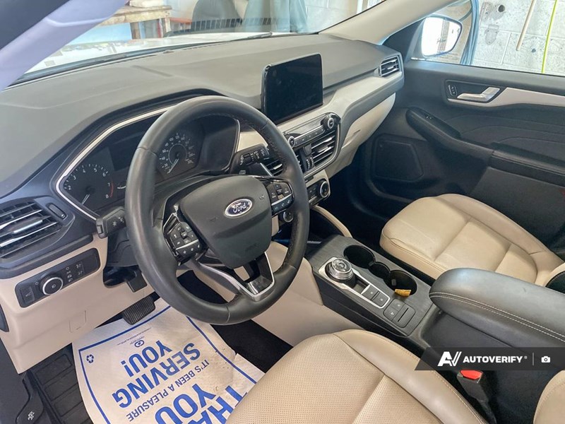2022 Ford Escape Sel AWD