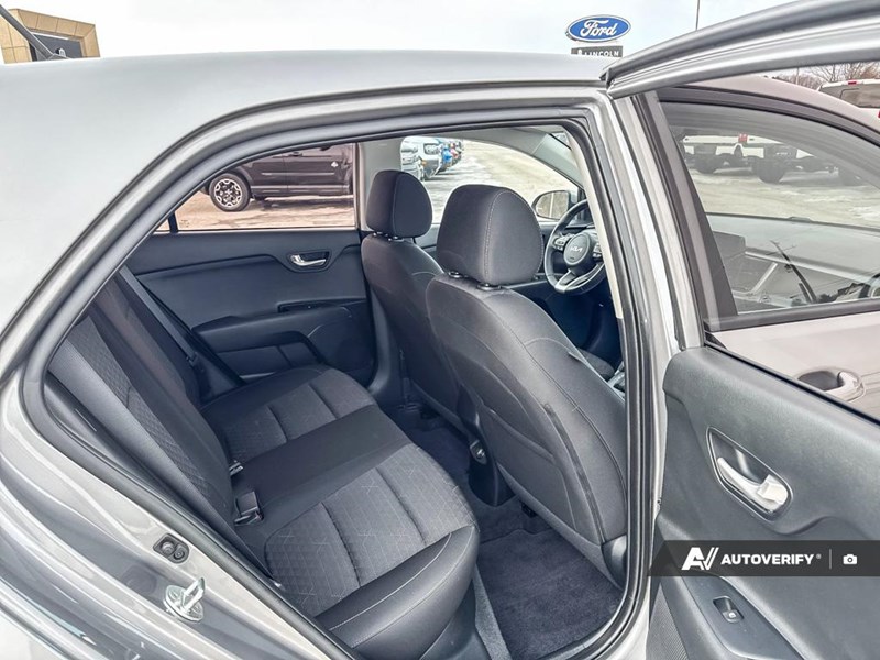 2022 Kia Rio Lx+ Ivt