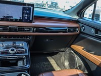 2022 Lincoln Nautilus Reserve AWD