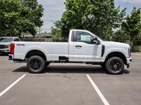 2026 Ford F-250 XL 4WD Reg Cab 8' Box