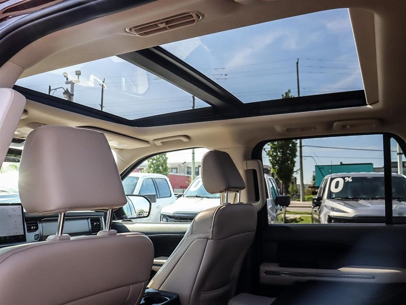 2023 Ford Expedition XLT 4X4